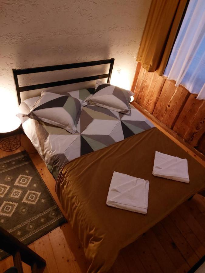 Cabana Vanatorului 8 Sohodol  Exteriör bild